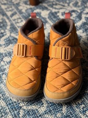 Women’s | Chaco | Ramble Puff | Outdoor Slippers | 6